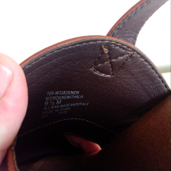 Platform Block Heel Colgs By White Mountain  Thalias Size 9.5 - Picture 9 of 9